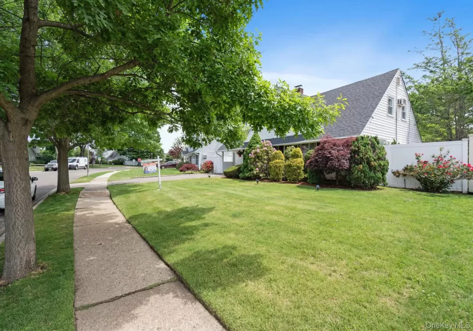51 Shepherd Lane, Hempstead, NY, 5 Bedrooms Bedrooms, 7 Rooms Rooms,2 BathroomsBathrooms,Residential,For Rent,Shepherd,0,958248 51 Shepherd Lane, Hempstead, NY, 5 Bedrooms Bedrooms, 7 Rooms Rooms,2 BathroomsBathrooms,Residential,For Rent,Shepherd,0,958248