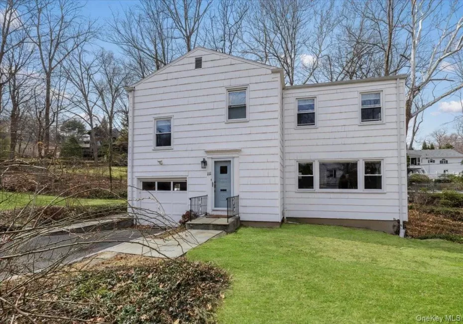 Welcome to 111 Spier Road! Welcome to 111 Spier Road!