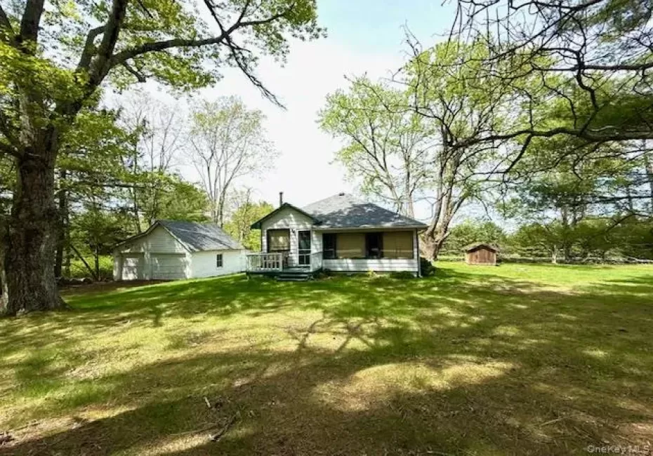 94 Airport Road, Highland, NY, 2 Bedrooms Bedrooms, 5 Rooms Rooms,1 BathroomBathrooms,Residential,For Rent,Airport,0,967910 94 Airport Road, Highland, NY, 2 Bedrooms Bedrooms, 5 Rooms Rooms,1 BathroomBathrooms,Residential,For Rent,Airport,0,967910