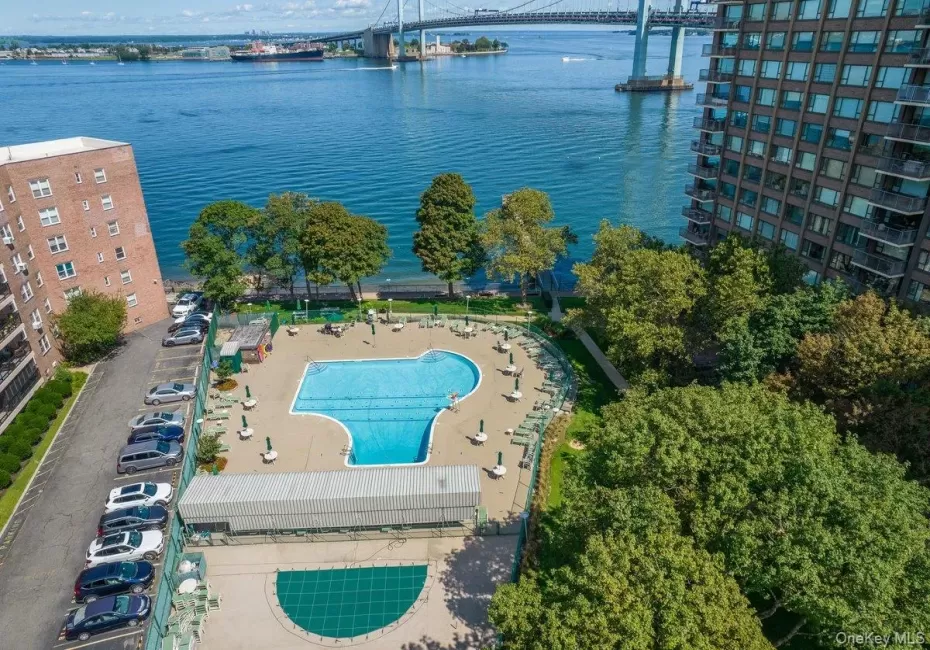 166-25 Powells Cove Boulevard, New York, NY, 2 Bedrooms Bedrooms, 6 Rooms Rooms,2 BathroomsBathrooms,Residential,For Rent,Powells Cove,0,988134 166-25 Powells Cove Boulevard, New York, NY, 2 Bedrooms Bedrooms, 6 Rooms Rooms,2 BathroomsBathrooms,Residential,For Rent,Powells Cove,0,988134