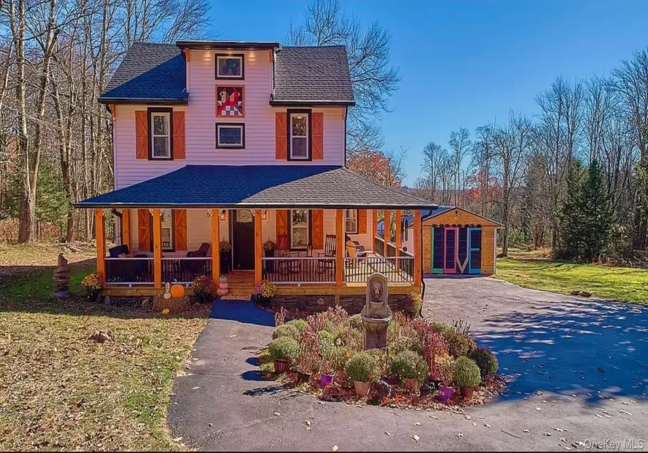 541 Cold Spring Road, Thompson, NY, 3 Bedrooms Bedrooms, 6 Rooms Rooms,1 BathroomBathrooms,Residential,For Rent,Cold Spring,0,1004885 541 Cold Spring Road, Thompson, NY, 3 Bedrooms Bedrooms, 6 Rooms Rooms,1 BathroomBathrooms,Residential,For Rent,Cold Spring,0,1004885