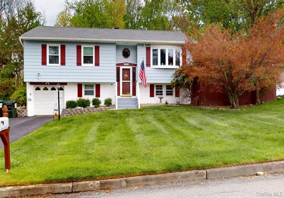 19 Congress Drive, Blooming Grove, NY, 3 Bedrooms Bedrooms, 5 Rooms Rooms,1 BathroomBathrooms,Residential,For Rent,Congress,0,1004322 19 Congress Drive, Blooming Grove, NY, 3 Bedrooms Bedrooms, 5 Rooms Rooms,1 BathroomBathrooms,Residential,For Rent,Congress,0,1004322
