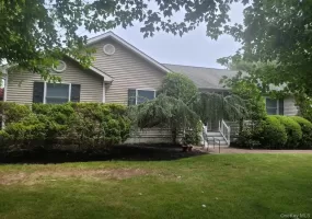 312 Riley Avenue, Riverhead, NY, 3 Bedrooms Bedrooms, 6 Rooms Rooms,2 BathroomsBathrooms,Residential,For Rent,Riley,0,1005568 312 Riley Avenue, Riverhead, NY, 3 Bedrooms Bedrooms, 6 Rooms Rooms,2 BathroomsBathrooms,Residential,For Rent,Riley,0,1005568