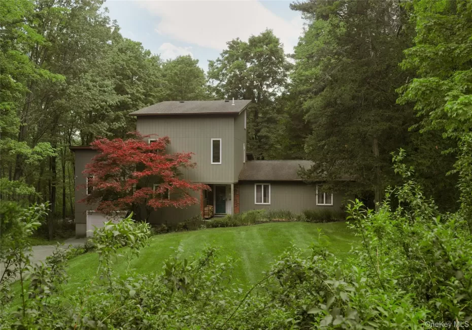 360 Mills Cross Road, Hyde Park, NY, 3 Bedrooms Bedrooms, 7 Rooms Rooms,3 BathroomsBathrooms,Residential,For Rent,Mills Cross,0,1002254 360 Mills Cross Road, Hyde Park, NY, 3 Bedrooms Bedrooms, 7 Rooms Rooms,3 BathroomsBathrooms,Residential,For Rent,Mills Cross,0,1002254