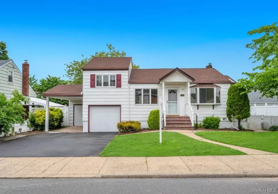125 5th Street, Oyster Bay, NY, 4 Bedrooms Bedrooms, 6 Rooms Rooms,3 BathroomsBathrooms,Residential,For Rent,5th,0,1004999 125 5th Street, Oyster Bay, NY, 4 Bedrooms Bedrooms, 6 Rooms Rooms,3 BathroomsBathrooms,Residential,For Rent,5th,0,1004999