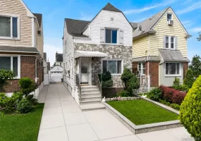 90-06 210th Place, New York, NY, 4 Bedrooms Bedrooms, 8 Rooms Rooms,2 BathroomsBathrooms,Residential,For Rent,210th,0,1005797 90-06 210th Place, New York, NY, 4 Bedrooms Bedrooms, 8 Rooms Rooms,2 BathroomsBathrooms,Residential,For Rent,210th,0,1005797