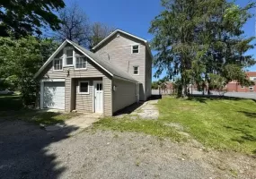 12 Edmunds Lane, Crawford, NY, 2 Bedrooms Bedrooms, 5 Rooms Rooms,2 BathroomsBathrooms,Residential Lease,For Rent,Edmunds,0,1000952 12 Edmunds Lane, Crawford, NY, 2 Bedrooms Bedrooms, 5 Rooms Rooms,2 BathroomsBathrooms,Residential Lease,For Rent,Edmunds,0,1000952