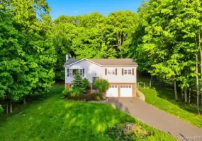 31 Laura Road, Monroe, NY, 3 Bedrooms Bedrooms, 8 Rooms Rooms,2 BathroomsBathrooms,Residential,For Rent,Laura,0,999789 31 Laura Road, Monroe, NY, 3 Bedrooms Bedrooms, 8 Rooms Rooms,2 BathroomsBathrooms,Residential,For Rent,Laura,0,999789