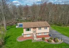 70 Bayberry Drive, Monroe, NY, 3 Bedrooms Bedrooms, 6 Rooms Rooms,1 BathroomBathrooms,Residential,For Rent,Bayberry,0,1006128 70 Bayberry Drive, Monroe, NY, 3 Bedrooms Bedrooms, 6 Rooms Rooms,1 BathroomBathrooms,Residential,For Rent,Bayberry,0,1006128