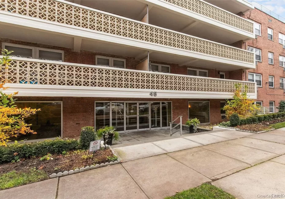 45 HILLPARK Avenue, North Hempstead, NY, 2 Bedrooms Bedrooms, 4 Rooms Rooms,1 BathroomBathrooms,Residential,For Rent,HILLPARK,0,1005668 45 HILLPARK Avenue, North Hempstead, NY, 2 Bedrooms Bedrooms, 4 Rooms Rooms,1 BathroomBathrooms,Residential,For Rent,HILLPARK,0,1005668