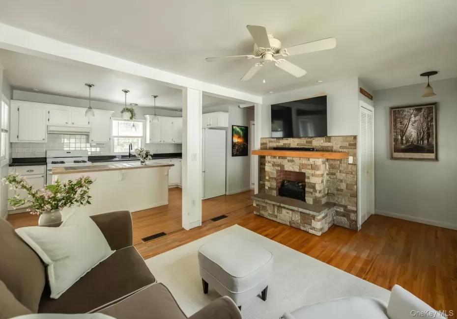 2177 State Route 66, Ghent, NY, 2 Bedrooms Bedrooms, 6 Rooms Rooms,1 BathroomBathrooms,Residential,For Rent,State Route 66,0,1005260 2177 State Route 66, Ghent, NY, 2 Bedrooms Bedrooms, 6 Rooms Rooms,1 BathroomBathrooms,Residential,For Rent,State Route 66,0,1005260