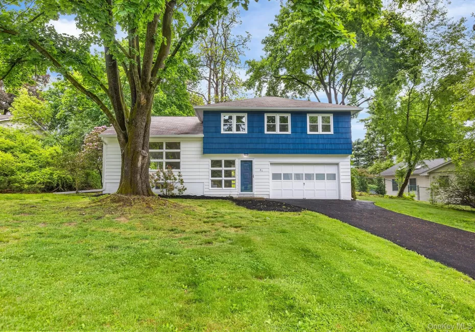 31 Old Farms Road, Poughkeepsie, NY, 4 Bedrooms Bedrooms, 9 Rooms Rooms,2 BathroomsBathrooms,Residential,For Rent,Old Farms,0,KEY1005766 31 Old Farms Road, Poughkeepsie, NY, 4 Bedrooms Bedrooms, 9 Rooms Rooms,2 BathroomsBathrooms,Residential,For Rent,Old Farms,0,KEY1005766