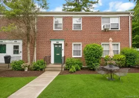 7 Fieldstone Drive, Greenburgh, NY, 1 Bedroom Bedrooms, 4 Rooms Rooms,1 BathroomBathrooms,Residential,For Rent,Fieldstone,0,1005198 7 Fieldstone Drive, Greenburgh, NY, 1 Bedroom Bedrooms, 4 Rooms Rooms,1 BathroomBathrooms,Residential,For Rent,Fieldstone,0,1005198