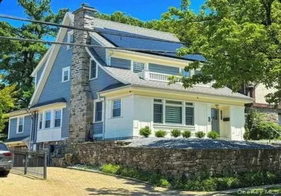 39 Marshall, Yonkers, NY, 3 Bedrooms Bedrooms, 8 Rooms Rooms,1 BathroomBathrooms,Residential,For Rent,Marshall,0,1006381 39 Marshall, Yonkers, NY, 3 Bedrooms Bedrooms, 8 Rooms Rooms,1 BathroomBathrooms,Residential,For Rent,Marshall,0,1006381