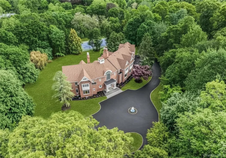12 Saddle Ridge Road, North Hempstead, NY, 7 Bedrooms Bedrooms, 15 Rooms Rooms,8 BathroomsBathrooms,Residential,For Rent,Saddle Ridge,0,1006411 12 Saddle Ridge Road, North Hempstead, NY, 7 Bedrooms Bedrooms, 15 Rooms Rooms,8 BathroomsBathrooms,Residential,For Rent,Saddle Ridge,0,1006411