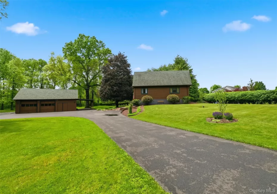 2 Linder Drive, New Paltz, NY, 2 Bedrooms Bedrooms, 6 Rooms Rooms,1 BathroomBathrooms,Residential,For Rent,Linder,0,1003348 2 Linder Drive, New Paltz, NY, 2 Bedrooms Bedrooms, 6 Rooms Rooms,1 BathroomBathrooms,Residential,For Rent,Linder,0,1003348