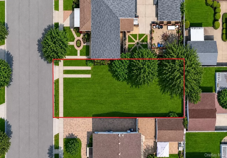 248a Mc Kinley Parkway, North Hempstead, NY, ,Land,For Rent,Mc Kinley,0,1006562 248a Mc Kinley Parkway, North Hempstead, NY, ,Land,For Rent,Mc Kinley,0,1006562