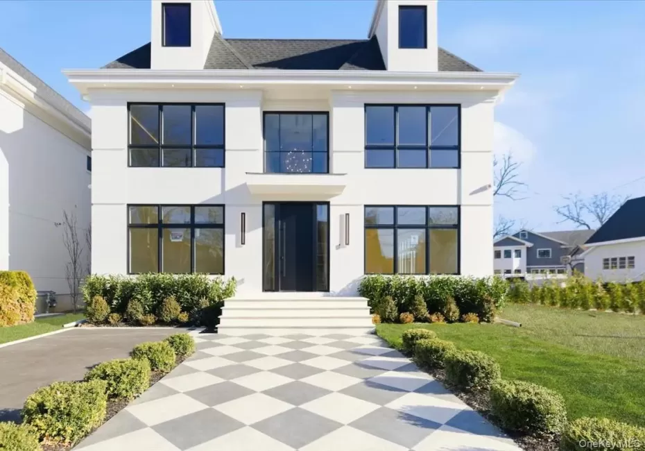 132 Park Street, Hempstead, NY, 5 Bedrooms Bedrooms, 11 Rooms Rooms,3 BathroomsBathrooms,Residential,For Rent,Park,0,951014 132 Park Street, Hempstead, NY, 5 Bedrooms Bedrooms, 11 Rooms Rooms,3 BathroomsBathrooms,Residential,For Rent,Park,0,951014