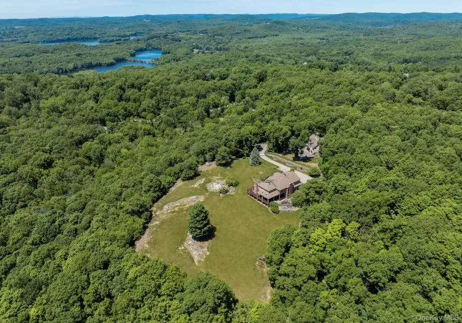16 Reynwood Drive, Southeast, NY, 4 Bedrooms Bedrooms, 14 Rooms Rooms,5 BathroomsBathrooms,Residential,For Rent,Reynwood,0,947922 16 Reynwood Drive, Southeast, NY, 4 Bedrooms Bedrooms, 14 Rooms Rooms,5 BathroomsBathrooms,Residential,For Rent,Reynwood,0,947922