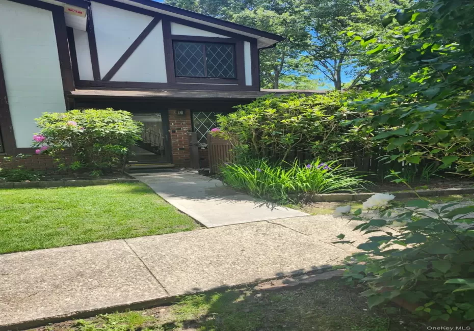 415 Clubhouse Court, Brookhaven, NY, 8 Bedrooms Bedrooms, 10 Rooms Rooms,2 BathroomsBathrooms,Residential,For Rent,Clubhouse,0,1006709 415 Clubhouse Court, Brookhaven, NY, 8 Bedrooms Bedrooms, 10 Rooms Rooms,2 BathroomsBathrooms,Residential,For Rent,Clubhouse,0,1006709