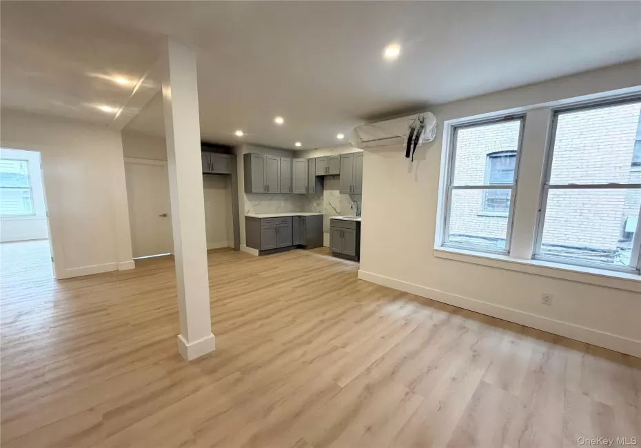 3105 Roberts Avenue, New York, NY, 3 Bedrooms Bedrooms, 7 Rooms Rooms,2 BathroomsBathrooms,Residential Lease,For Rent,Roberts,0,1006717 3105 Roberts Avenue, New York, NY, 3 Bedrooms Bedrooms, 7 Rooms Rooms,2 BathroomsBathrooms,Residential Lease,For Rent,Roberts,0,1006717