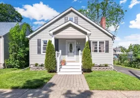 23 Roosevelt Place, Newburgh (city), NY, 3 Bedrooms Bedrooms, 6 Rooms Rooms,1 BathroomBathrooms,Residential,For Rent,Roosevelt,0,996424 23 Roosevelt Place, Newburgh (city), NY, 3 Bedrooms Bedrooms, 6 Rooms Rooms,1 BathroomBathrooms,Residential,For Rent,Roosevelt,0,996424