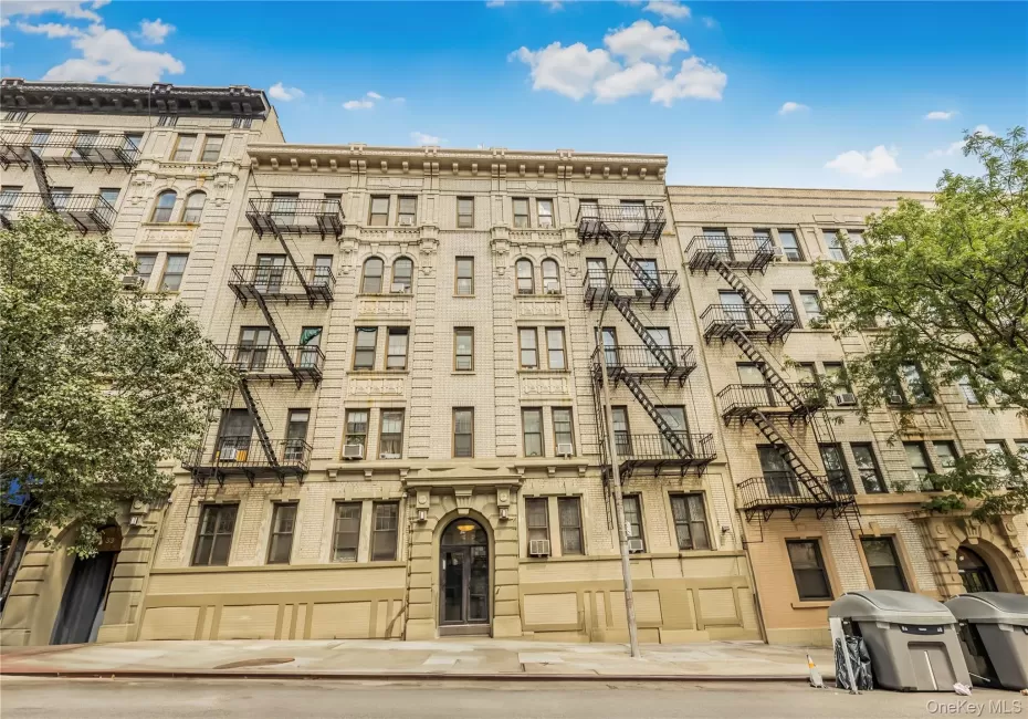 29 Convent Avenue, New York, NY, 1 Bedroom Bedrooms, 3 Rooms Rooms,1 BathroomBathrooms,Residential,For Rent,Convent,0,953621 29 Convent Avenue, New York, NY, 1 Bedroom Bedrooms, 3 Rooms Rooms,1 BathroomBathrooms,Residential,For Rent,Convent,0,953621