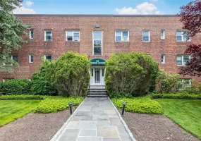 450 Pelham Road, New Rochelle, NY, 1 Bedroom Bedrooms, 4 Rooms Rooms,1 BathroomBathrooms,Residential,For Rent,Pelham,0,1000459 450 Pelham Road, New Rochelle, NY, 1 Bedroom Bedrooms, 4 Rooms Rooms,1 BathroomBathrooms,Residential,For Rent,Pelham,0,1000459