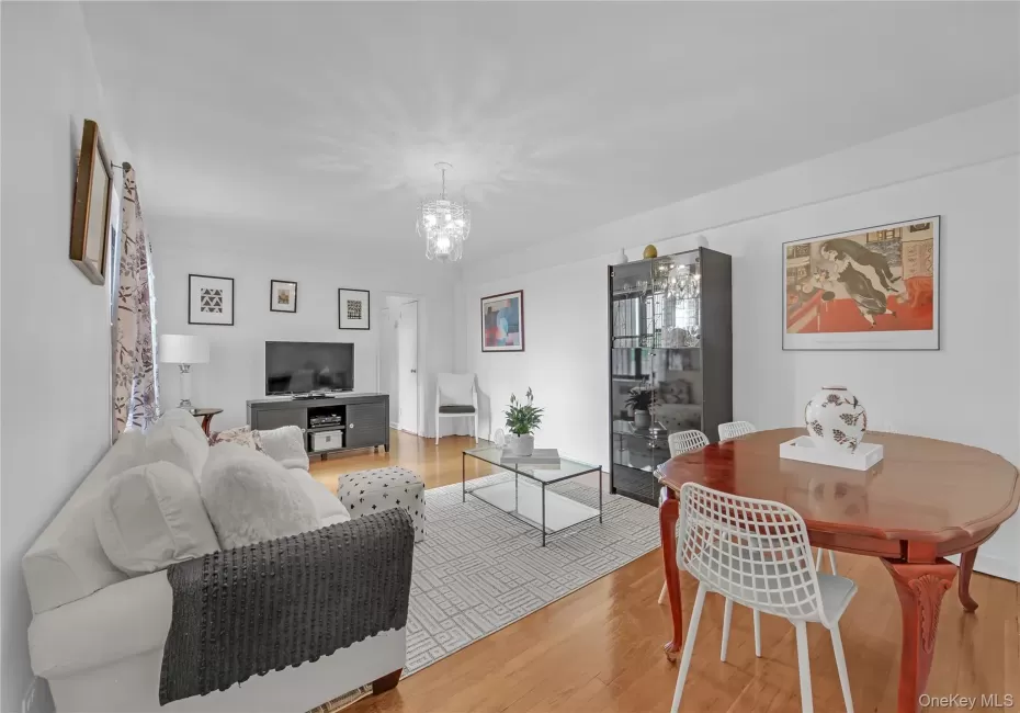 2821 Kings Highway, New York, NY, 1 Bedroom Bedrooms, 4 Rooms Rooms,1 BathroomBathrooms,Residential,For Rent,Kings,0,1003074 2821 Kings Highway, New York, NY, 1 Bedroom Bedrooms, 4 Rooms Rooms,1 BathroomBathrooms,Residential,For Rent,Kings,0,1003074