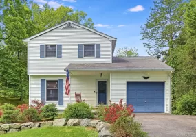 50 Hillis Terrace, Poughkeepsie (town), NY, 3 Bedrooms Bedrooms, 11 Rooms Rooms,2 BathroomsBathrooms,Residential,For Rent,Hillis,0,1005861 50 Hillis Terrace, Poughkeepsie (town), NY, 3 Bedrooms Bedrooms, 11 Rooms Rooms,2 BathroomsBathrooms,Residential,For Rent,Hillis,0,1005861