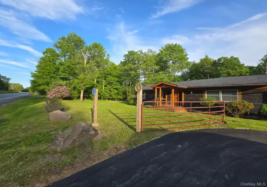 173 State Route 52, Fallsburg, NY, 4 Bedrooms Bedrooms, 6 Rooms Rooms,2 BathroomsBathrooms,Residential,For Rent,State Route 52,0,1006037 173 State Route 52, Fallsburg, NY, 4 Bedrooms Bedrooms, 6 Rooms Rooms,2 BathroomsBathrooms,Residential,For Rent,State Route 52,0,1006037