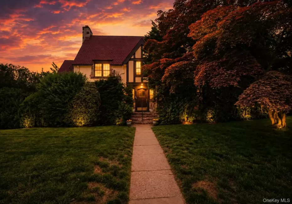 Welcome to 26 Glen Avenue Welcome to 26 Glen Avenue