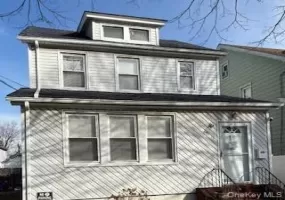24111 143rd Avenue, New York, NY, 2 Bedrooms Bedrooms, 5 Rooms Rooms,1 BathroomBathrooms,Residential Lease,For Rent,143rd,0,1007074 24111 143rd Avenue, New York, NY, 2 Bedrooms Bedrooms, 5 Rooms Rooms,1 BathroomBathrooms,Residential Lease,For Rent,143rd,0,1007074