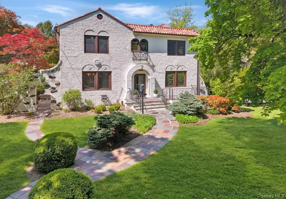 Classic Mediterranean architecture, oversized living spaces, and exceptional outdoor entertaining come together at 62 Broadfield Road. Classic Mediterranean architecture, oversized living spaces, and exceptional outdoor entertaining come together at 62 Broadfield Road.