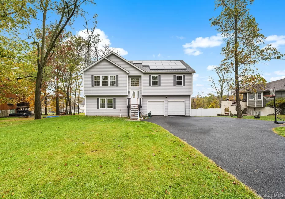 5 Oak Ridge Road, Middletown, NY, 4 Bedrooms Bedrooms, 8 Rooms Rooms,3 BathroomsBathrooms,Residential,For Rent,Oak Ridge,0,923828 5 Oak Ridge Road, Middletown, NY, 4 Bedrooms Bedrooms, 8 Rooms Rooms,3 BathroomsBathrooms,Residential,For Rent,Oak Ridge,0,923828
