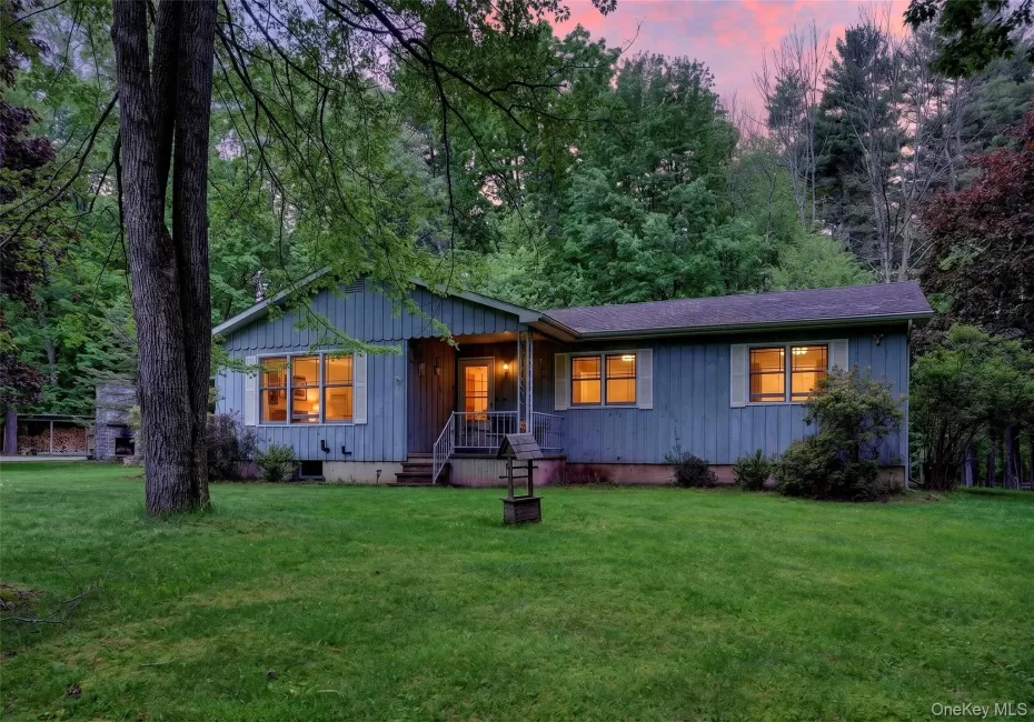 11 Fairway Drive, Highland, NY, 3 Bedrooms Bedrooms, 8 Rooms Rooms,2 BathroomsBathrooms,Residential,For Rent,Fairway,0,994193 11 Fairway Drive, Highland, NY, 3 Bedrooms Bedrooms, 8 Rooms Rooms,2 BathroomsBathrooms,Residential,For Rent,Fairway,0,994193