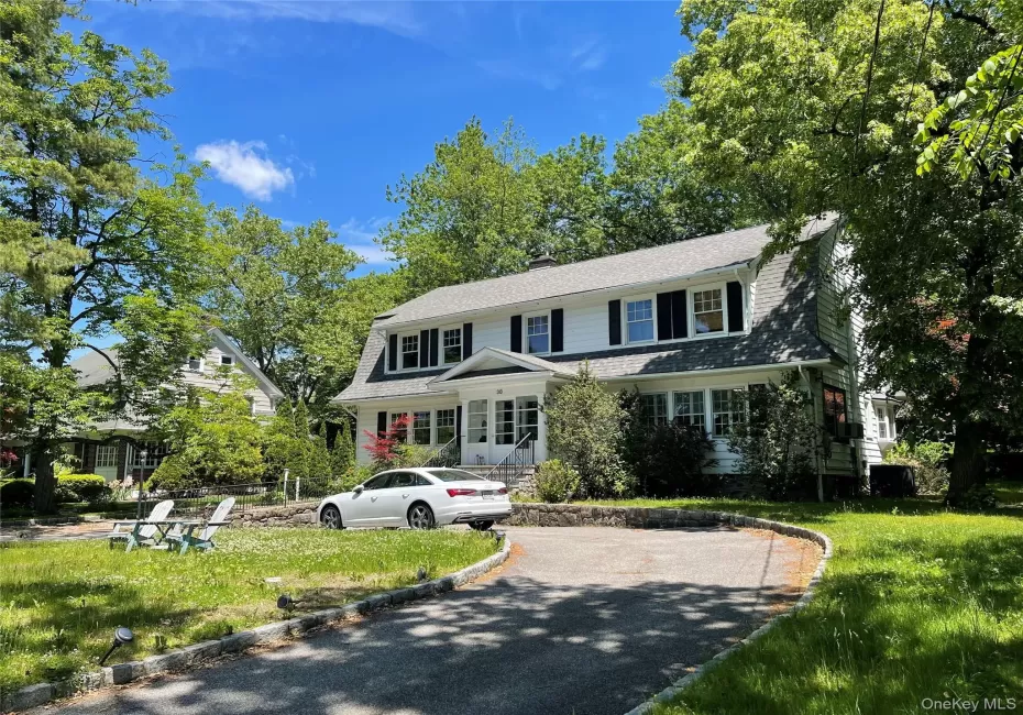 38 Gedney Park Drive, White Plains, NY, 5 Bedrooms Bedrooms, 9 Rooms Rooms,3 BathroomsBathrooms,Residential Lease,For Rent,Gedney Park,0,1006782 38 Gedney Park Drive, White Plains, NY, 5 Bedrooms Bedrooms, 9 Rooms Rooms,3 BathroomsBathrooms,Residential Lease,For Rent,Gedney Park,0,1006782