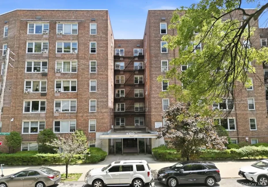 4320 Van Cortlandt, New York, NY, 1 Bedroom Bedrooms, 4 Rooms Rooms,1 BathroomBathrooms,Residential,For Rent,Van Cortlandt,0,1007125 4320 Van Cortlandt, New York, NY, 1 Bedroom Bedrooms, 4 Rooms Rooms,1 BathroomBathrooms,Residential,For Rent,Van Cortlandt,0,1007125