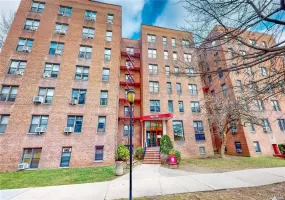 150-29 72nd Road, New York, NY, 2 Bedrooms Bedrooms, 5 Rooms Rooms,1 BathroomBathrooms,Residential,For Rent,72nd,0,1007412 150-29 72nd Road, New York, NY, 2 Bedrooms Bedrooms, 5 Rooms Rooms,1 BathroomBathrooms,Residential,For Rent,72nd,0,1007412