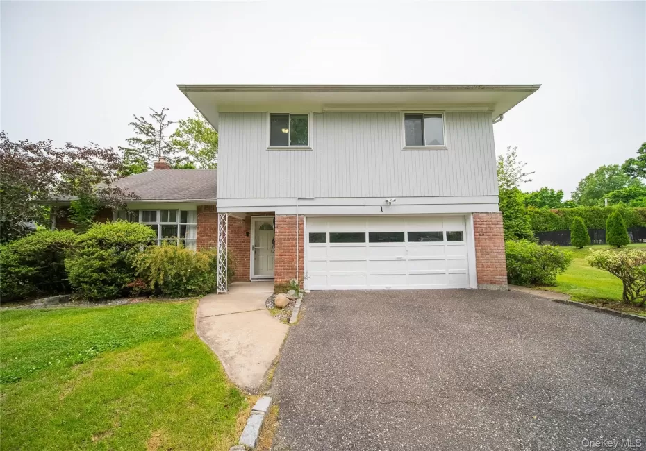 1 Horizon Road, North Hempstead, NY, 4 Bedrooms Bedrooms, 8 Rooms Rooms,3 BathroomsBathrooms,Residential,For Rent,Horizon,0,1007413 1 Horizon Road, North Hempstead, NY, 4 Bedrooms Bedrooms, 8 Rooms Rooms,3 BathroomsBathrooms,Residential,For Rent,Horizon,0,1007413