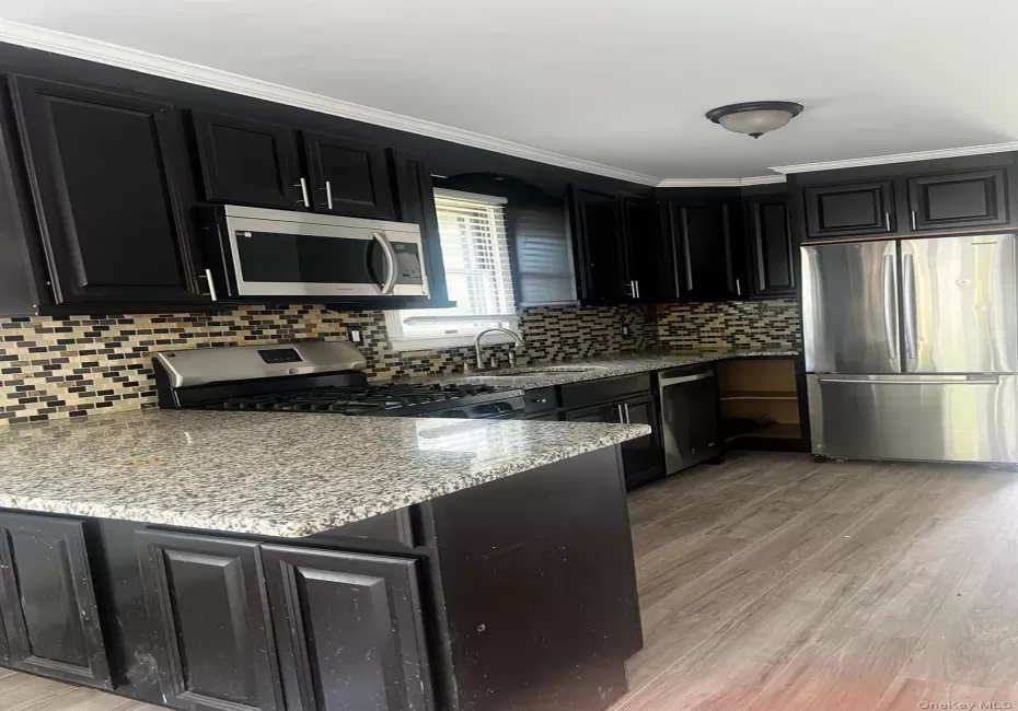 146 Penataquit Avenue, Islip, NY, 3 Bedrooms Bedrooms, 8 Rooms Rooms,1 BathroomBathrooms,Residential,For Rent,Penataquit,0,1007567 146 Penataquit Avenue, Islip, NY, 3 Bedrooms Bedrooms, 8 Rooms Rooms,1 BathroomBathrooms,Residential,For Rent,Penataquit,0,1007567