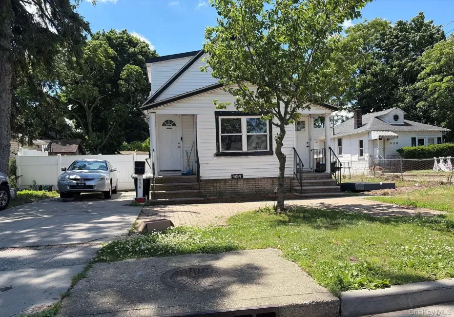 634 Hillside Court, Hempstead, NY, 4 Bedrooms Bedrooms, 6 Rooms Rooms,2 BathroomsBathrooms,Residential,For Rent,Hillside,0,1007254 634 Hillside Court, Hempstead, NY, 4 Bedrooms Bedrooms, 6 Rooms Rooms,2 BathroomsBathrooms,Residential,For Rent,Hillside,0,1007254