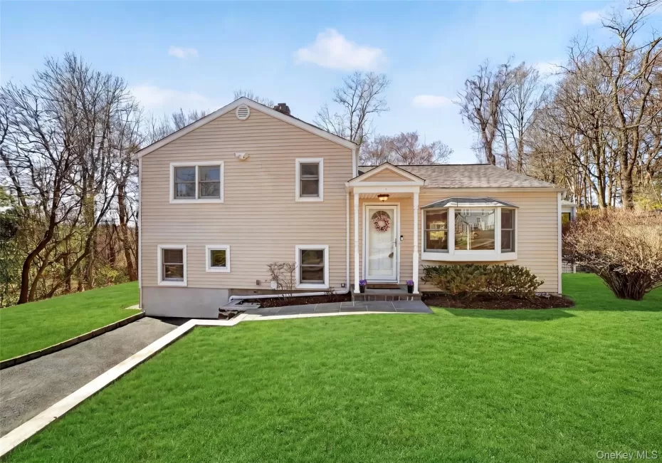 Welcome home to 9 Ridge Road, Cortlandt Manor Welcome home to 9 Ridge Road, Cortlandt Manor