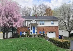 35 Sengstacken Drive, Stony Point, NY, 3 Bedrooms Bedrooms, 10 Rooms Rooms,1 BathroomBathrooms,Residential,For Rent,Sengstacken,0,987387 35 Sengstacken Drive, Stony Point, NY, 3 Bedrooms Bedrooms, 10 Rooms Rooms,1 BathroomBathrooms,Residential,For Rent,Sengstacken,0,987387