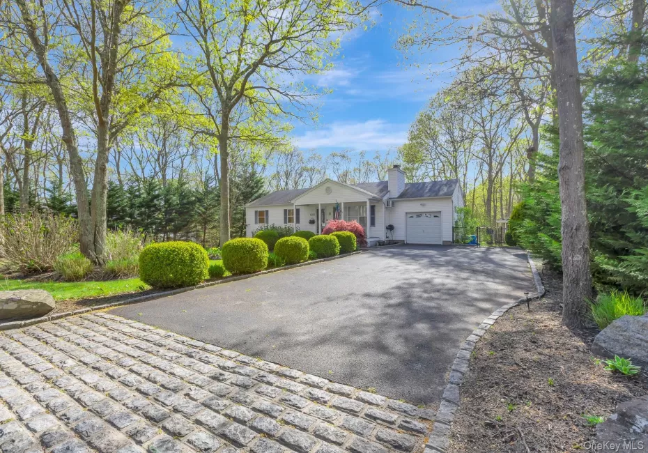 10 Black Pine Street, Brookhaven, NY, 3 Bedrooms Bedrooms, 6 Rooms Rooms,2 BathroomsBathrooms,Residential,For Rent,Black Pine,0,995453 10 Black Pine Street, Brookhaven, NY, 3 Bedrooms Bedrooms, 6 Rooms Rooms,2 BathroomsBathrooms,Residential,For Rent,Black Pine,0,995453