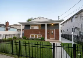 22536 111th Avenue, New York, NY, 3 Bedrooms Bedrooms, 4 Rooms Rooms,1 BathroomBathrooms,Residential,For Rent,111th,0,1007662 22536 111th Avenue, New York, NY, 3 Bedrooms Bedrooms, 4 Rooms Rooms,1 BathroomBathrooms,Residential,For Rent,111th,0,1007662