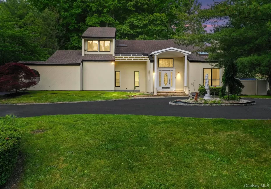 126 Bagatelle Road, Huntington, NY, 4 Bedrooms Bedrooms, 9 Rooms Rooms,2 BathroomsBathrooms,Residential,For Rent,Bagatelle,0,1007738 126 Bagatelle Road, Huntington, NY, 4 Bedrooms Bedrooms, 9 Rooms Rooms,2 BathroomsBathrooms,Residential,For Rent,Bagatelle,0,1007738