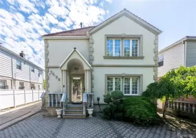 7355 194th Street, New York, NY, 4 Bedrooms Bedrooms, 11 Rooms Rooms,2 BathroomsBathrooms,Residential,For Rent,194th,0,1007273 7355 194th Street, New York, NY, 4 Bedrooms Bedrooms, 11 Rooms Rooms,2 BathroomsBathrooms,Residential,For Rent,194th,0,1007273