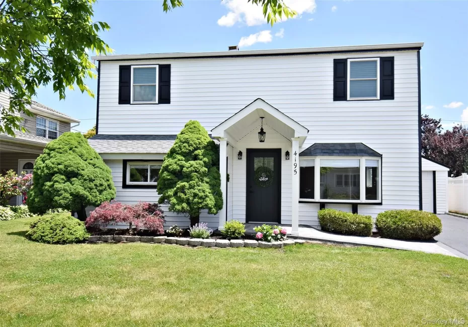 4195 Florence Road, Oyster Bay, NY, 4 Bedrooms Bedrooms, 10 Rooms Rooms,2 BathroomsBathrooms,Residential,For Rent,Florence,0,1007639 4195 Florence Road, Oyster Bay, NY, 4 Bedrooms Bedrooms, 10 Rooms Rooms,2 BathroomsBathrooms,Residential,For Rent,Florence,0,1007639