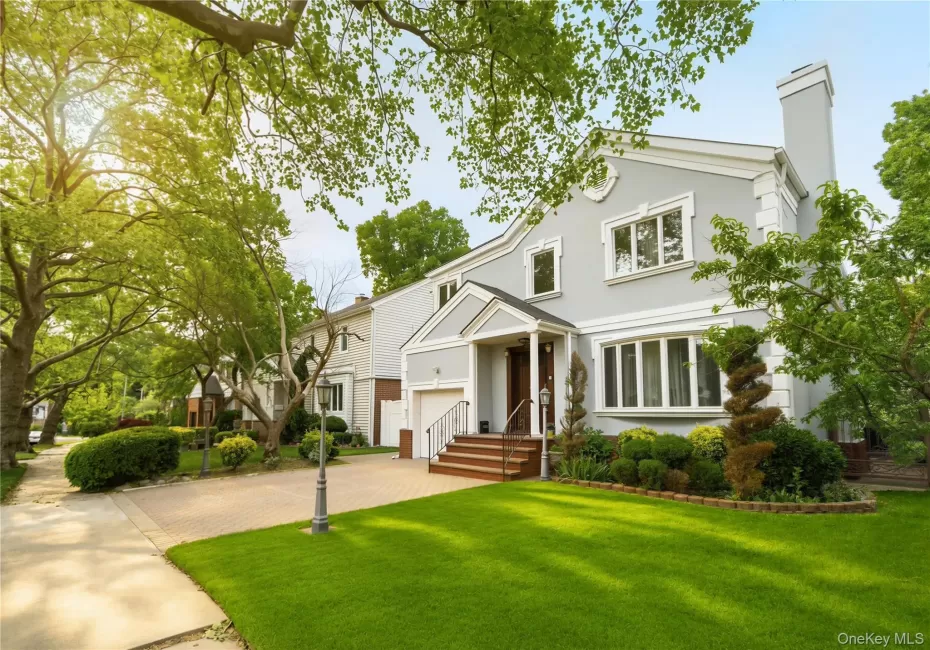 7831 220th Street, New York, NY, 5 Bedrooms Bedrooms, 9 Rooms Rooms,3 BathroomsBathrooms,Residential,For Rent,220th,0,KEY1007606 7831 220th Street, New York, NY, 5 Bedrooms Bedrooms, 9 Rooms Rooms,3 BathroomsBathrooms,Residential,For Rent,220th,0,KEY1007606